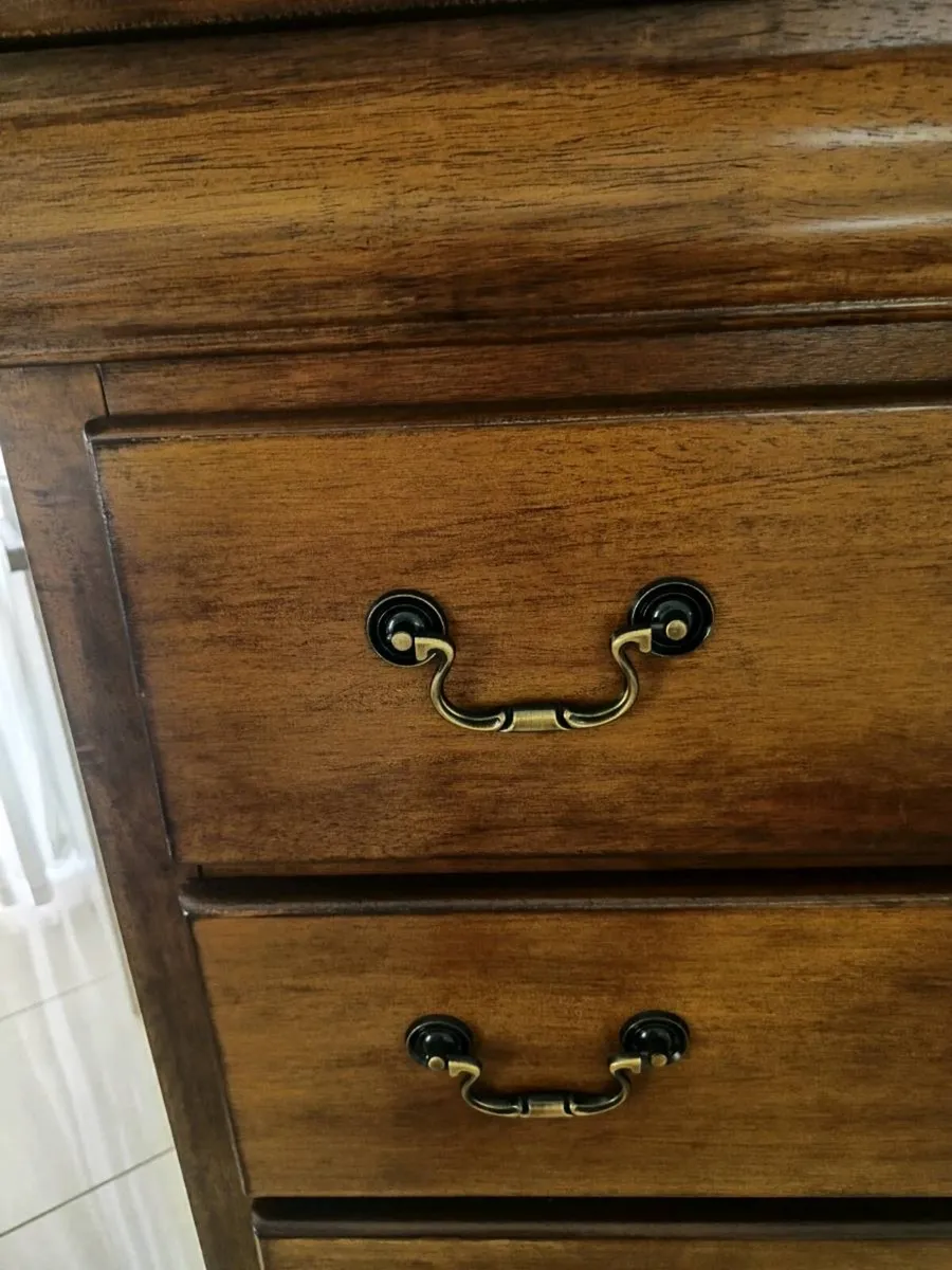 Chest of drawers - Image 2
