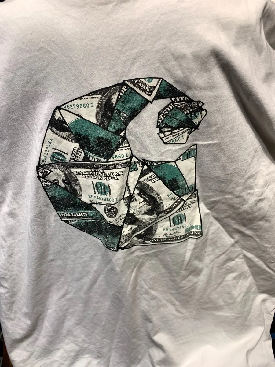 Carhartt t shirt xl - Image 1