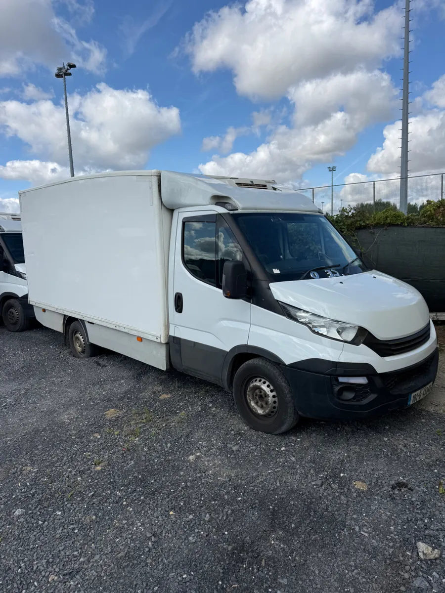Iveco Daily 2018 Cvrt 9/2026 - Image 1