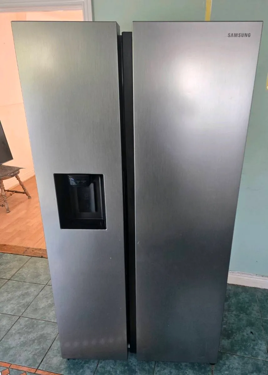 Samsung American fridge freezer - Image 1