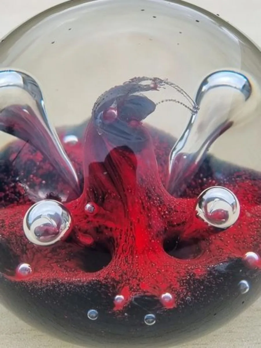 Caithness Glass Moonflower Paperweight - Image 3