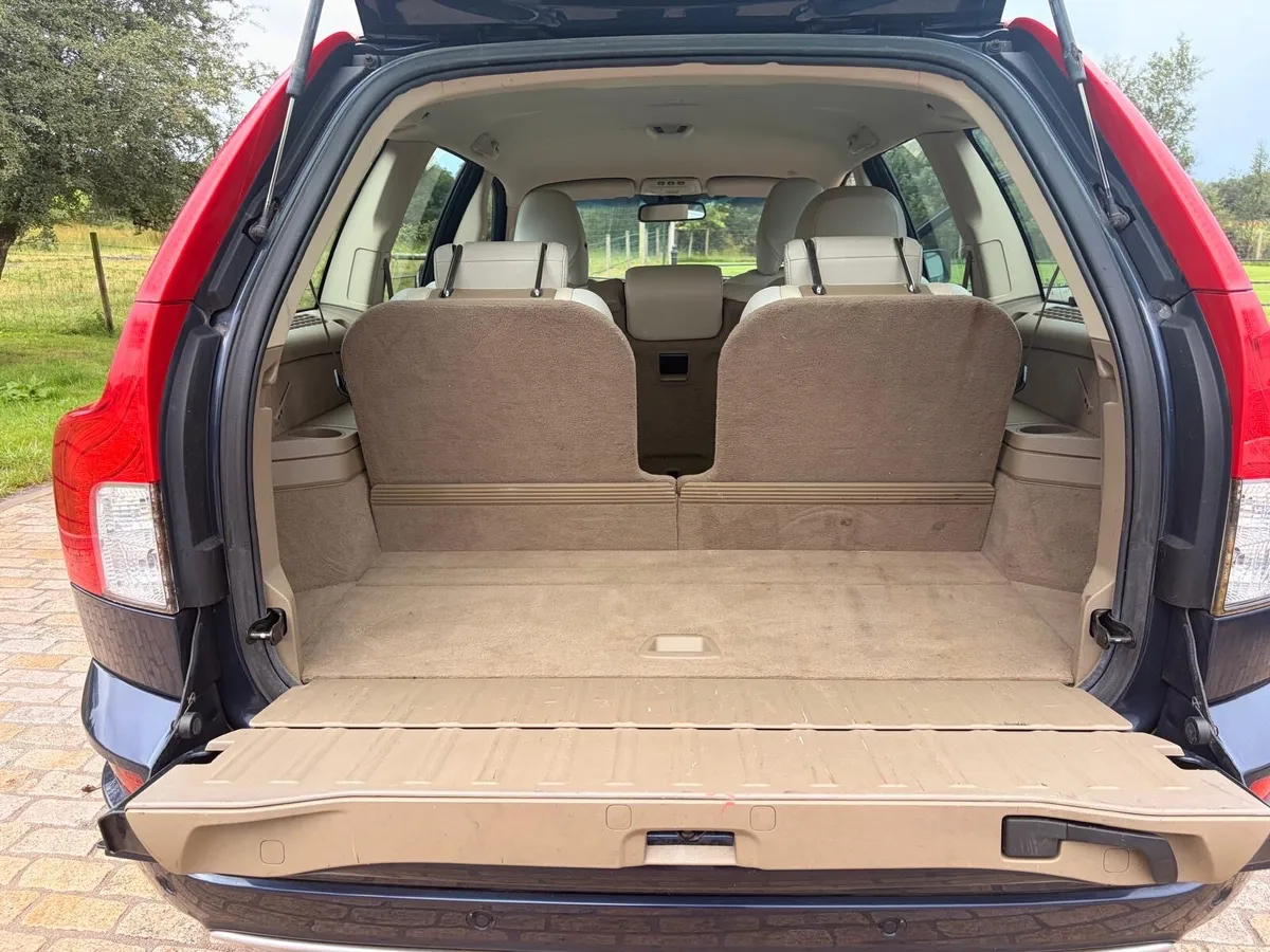 Vollvo XC90 - Image 4
