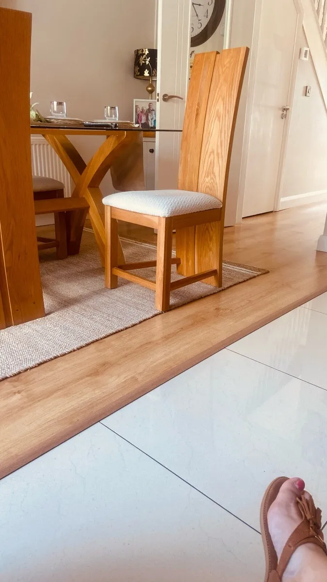 Dining chairs - Image 1