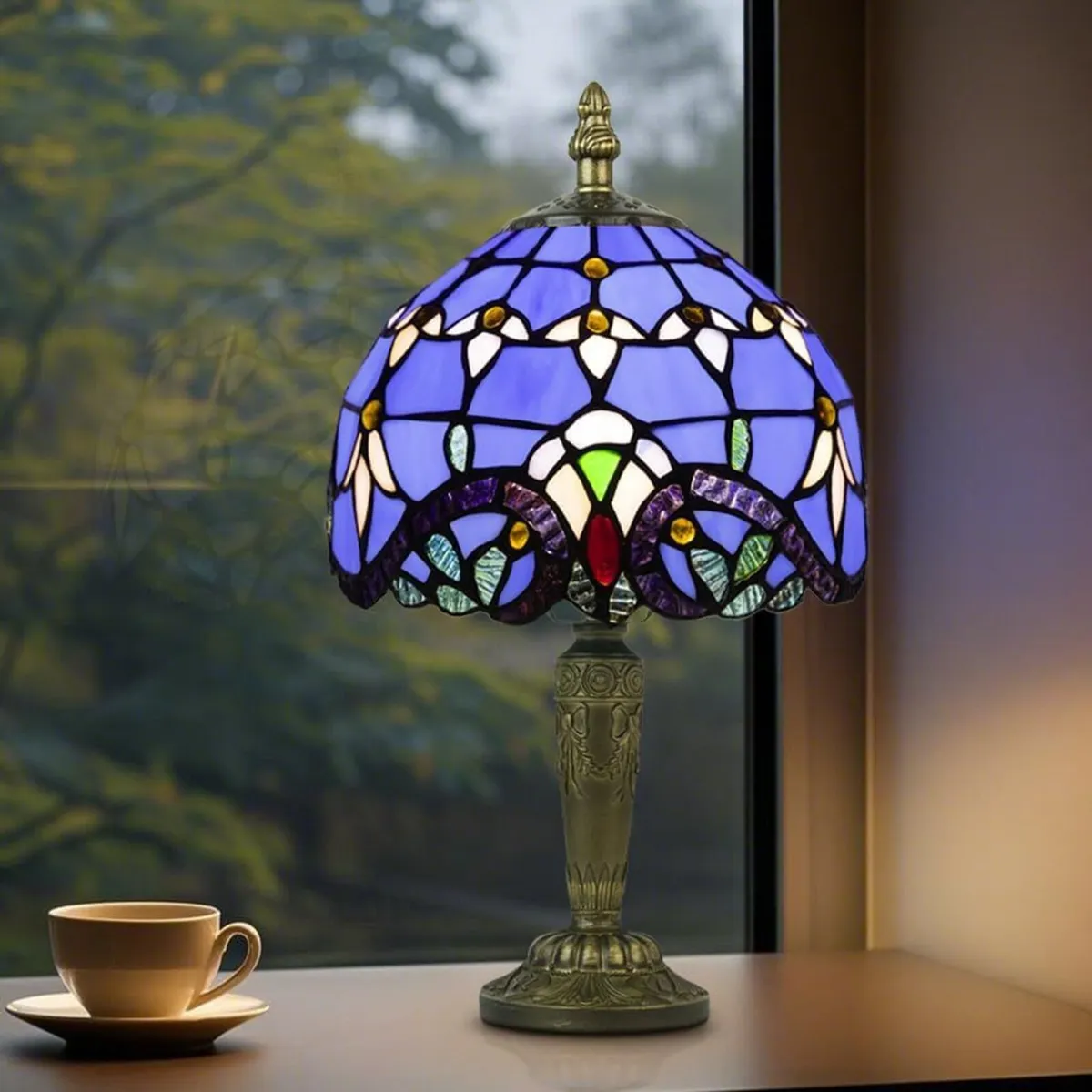 Small Tiffany Style Table Lamp 3 Colour - Image 1