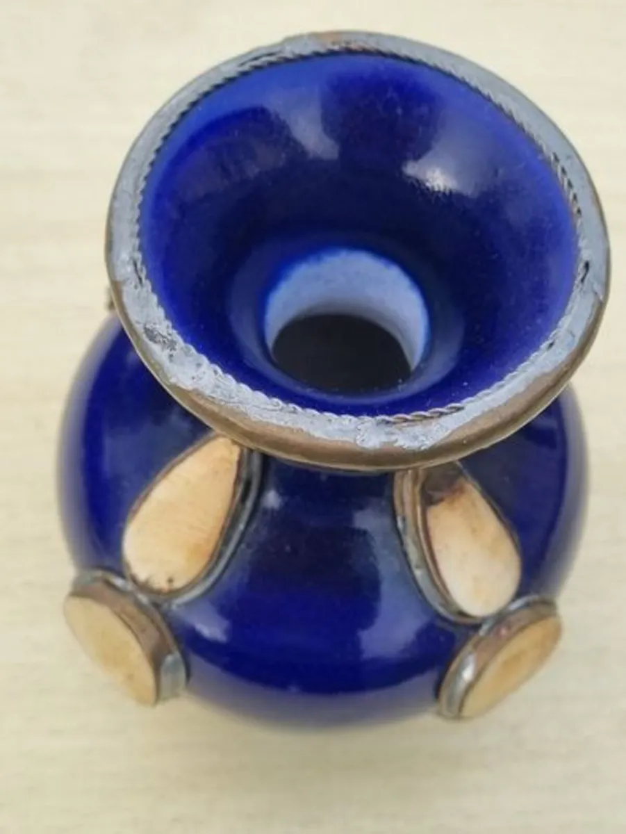 Traditional Moroccan ceramic vase - Image 2