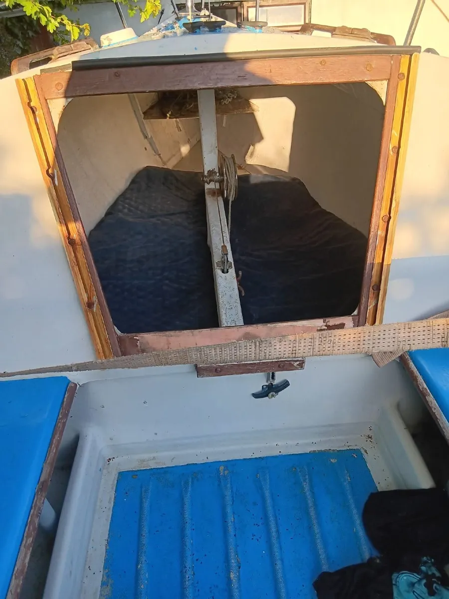 Shipmates Day Sailor 16ft keel boat - Image 2