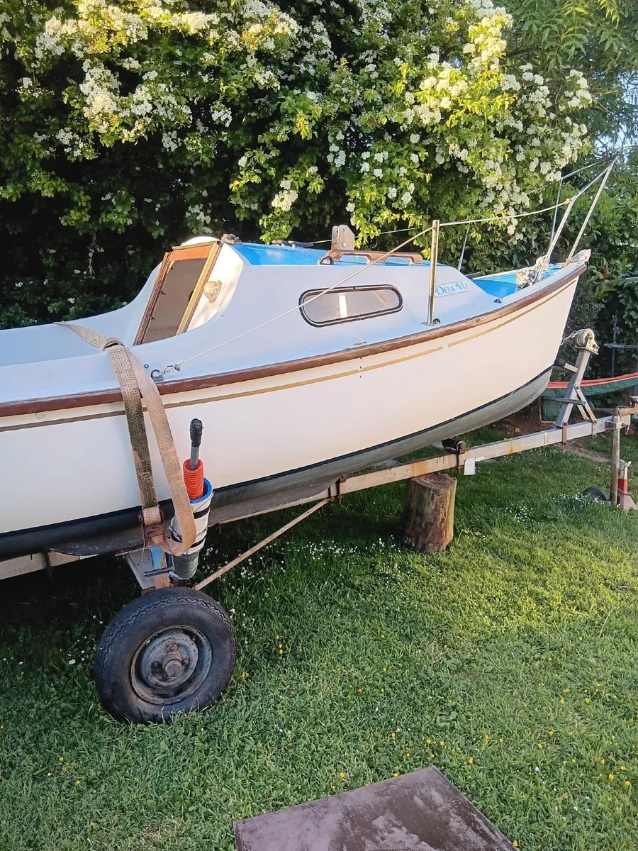 Shipmates Day Sailor 16ft keel boat - Image 4