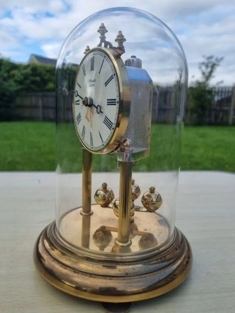 Classic German quartz annual clock by Hermle - Image 2