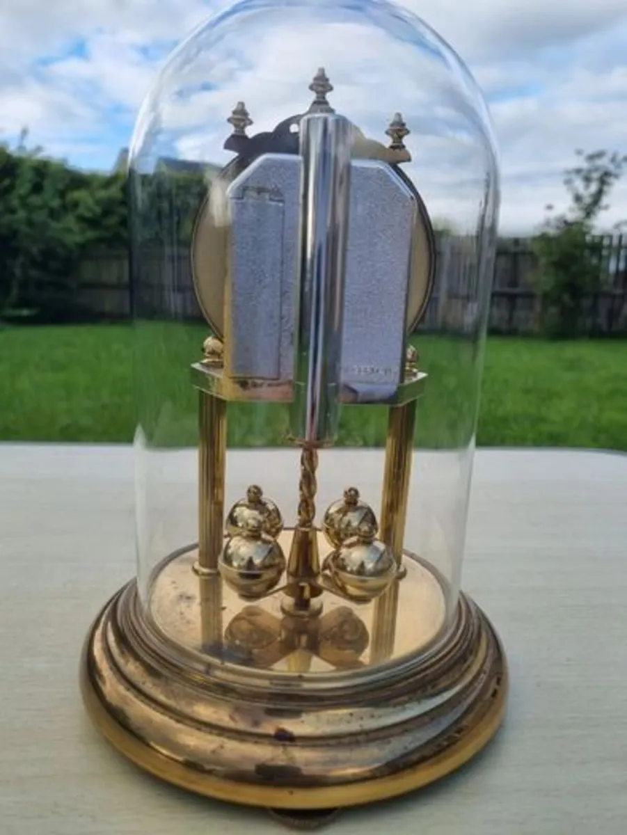 Classic German quartz annual clock by Hermle - Image 3