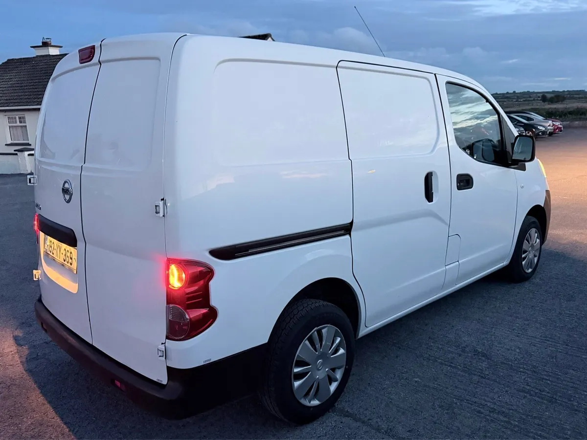 2019 Nissan NV200 - Image 4