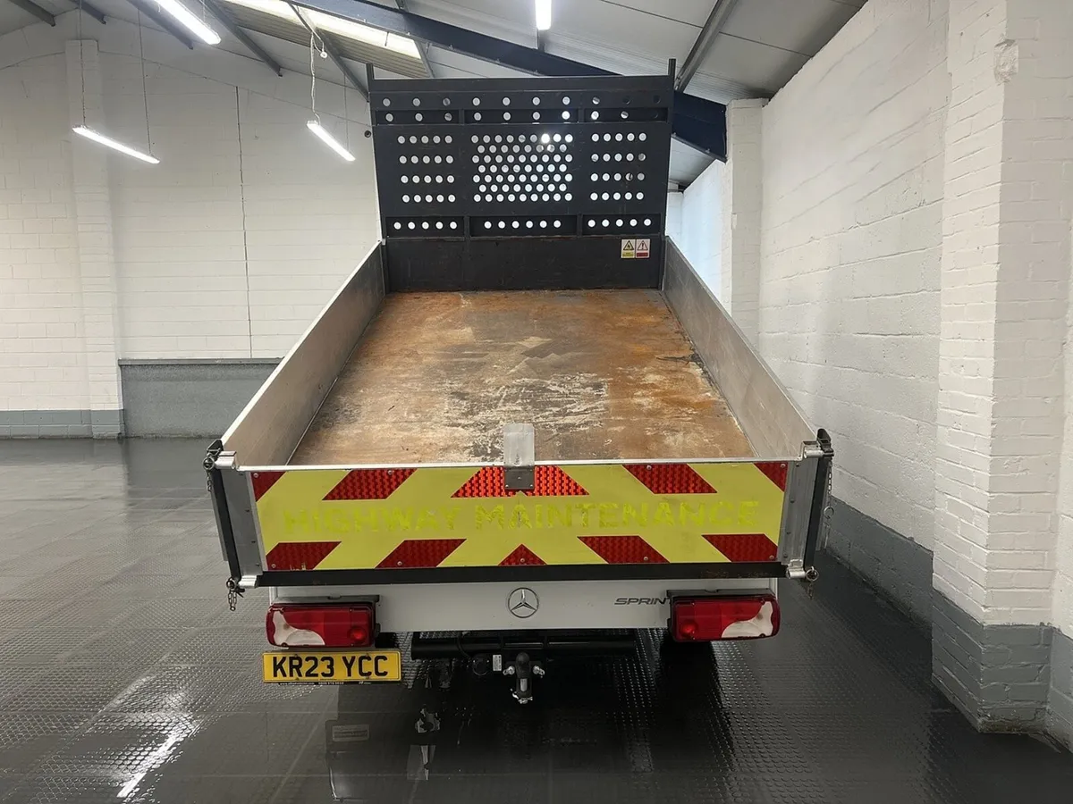 2023 Mercedes-Benz Sprinter Tipper Van - Image 2