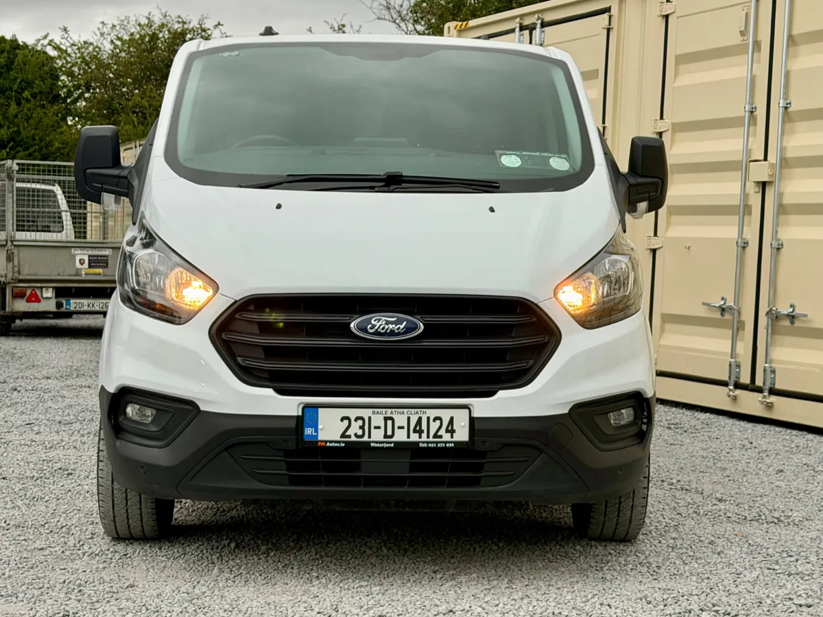 2023 Ford Transit Custom - Image 2