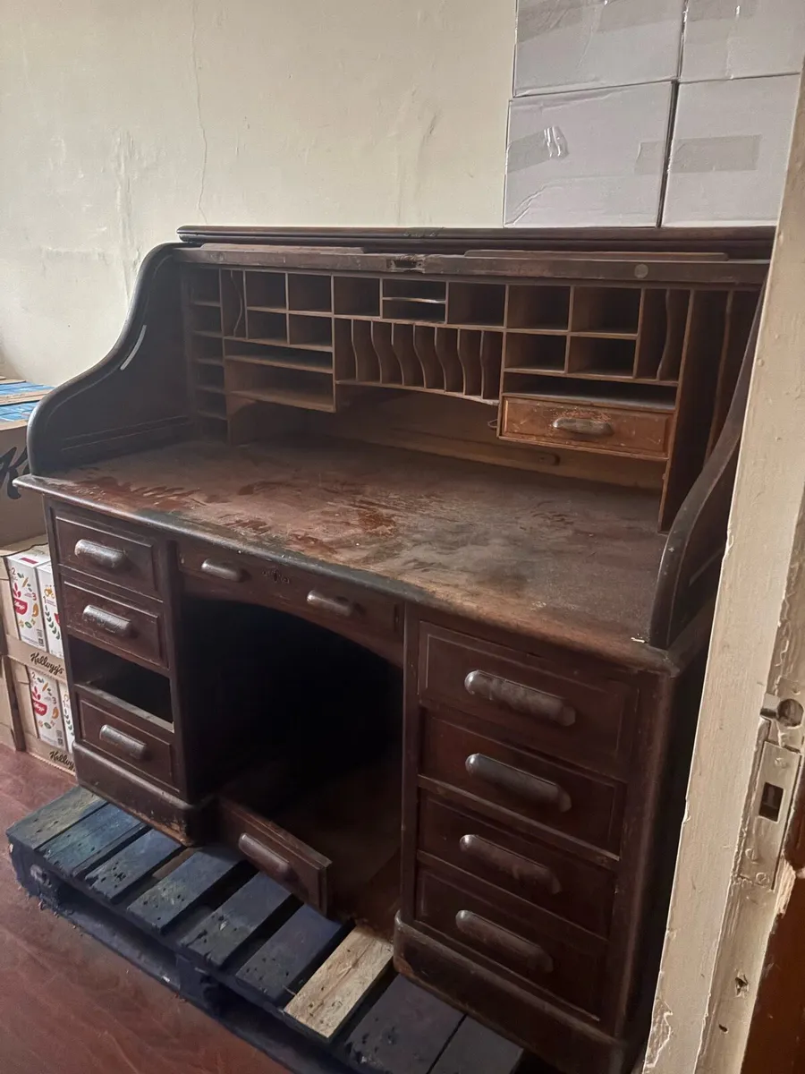 Roll top Desk - Image 4