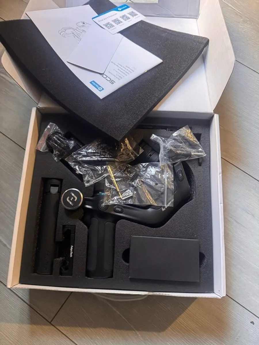 FeiyuTech Scorp Mini Gimbal Like New Boxed - Image 3