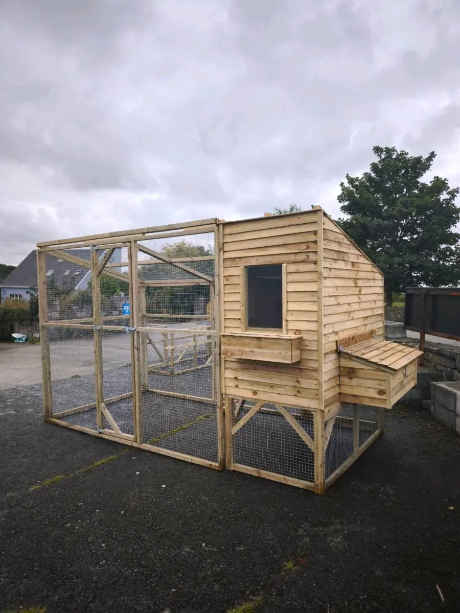 Chicken coop - Image 2