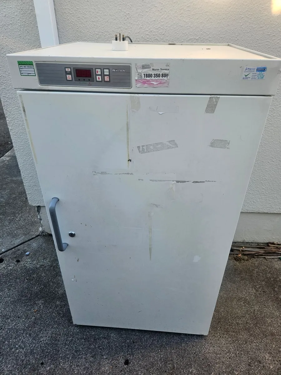 FRIDGE Pharmaceutical grade certified - Image 3