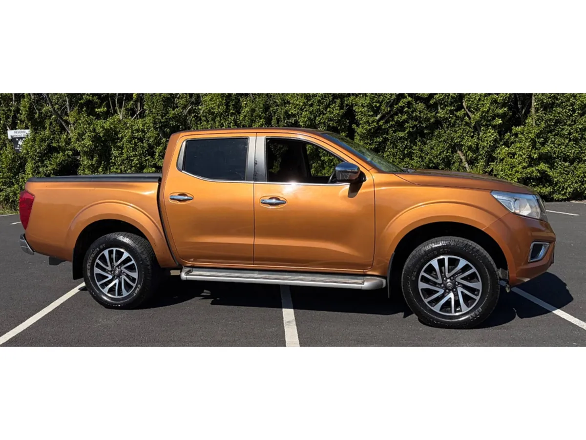 Nissan Navara NEW 2.3 SVE DOUBLE CAB 190 DSL NC - Image 1
