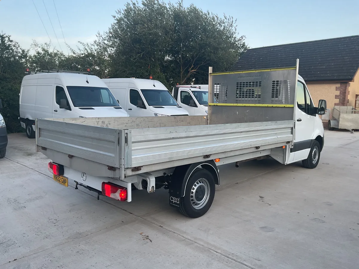 2022 Mercedes Sprinter Dropside - Image 4