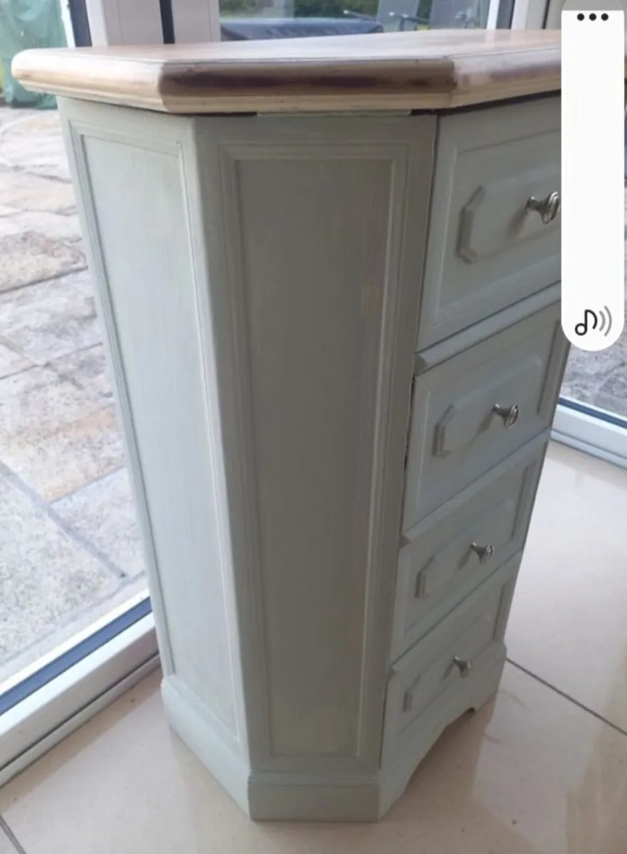 Chest of drawers - Image 2