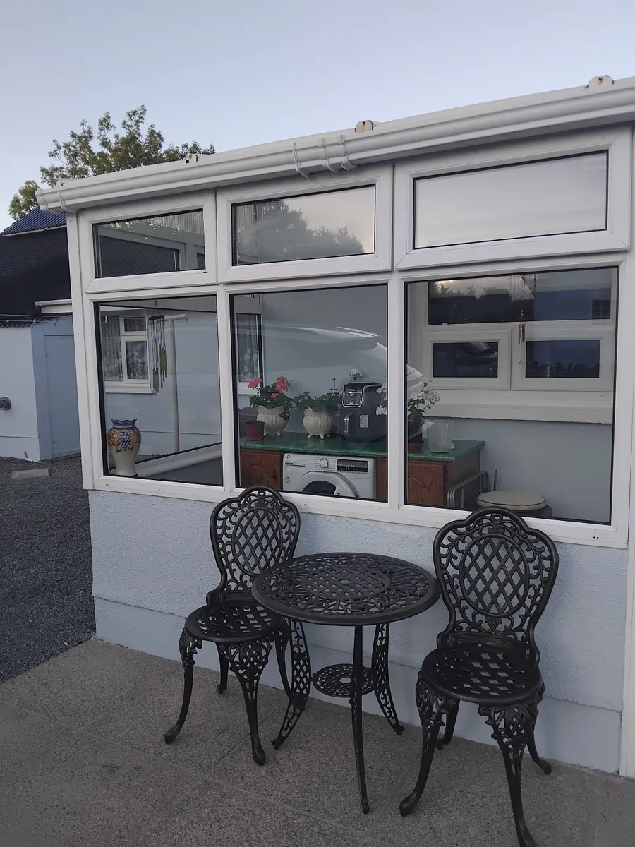 Porch windows and doors - Image 2