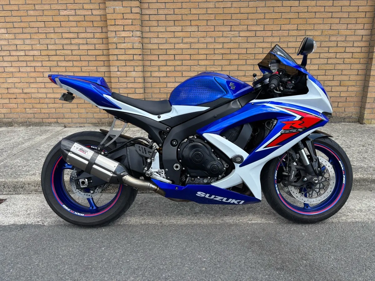 2009 GSXR 750 - Image 1