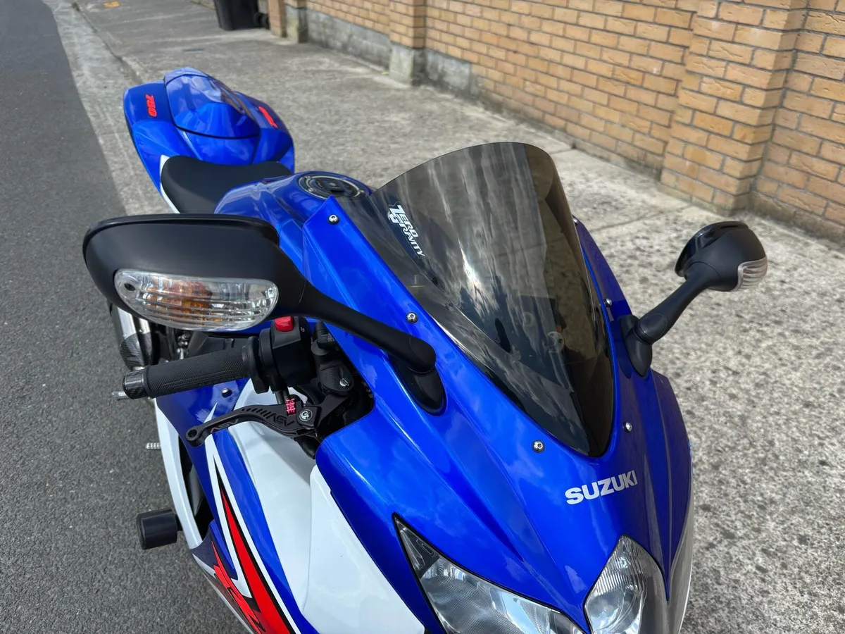 2009 GSXR 750 - Image 4