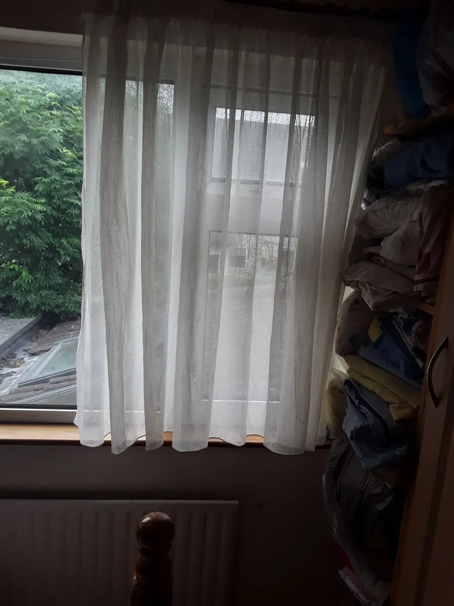 One pair of  volie curtains - Image 4