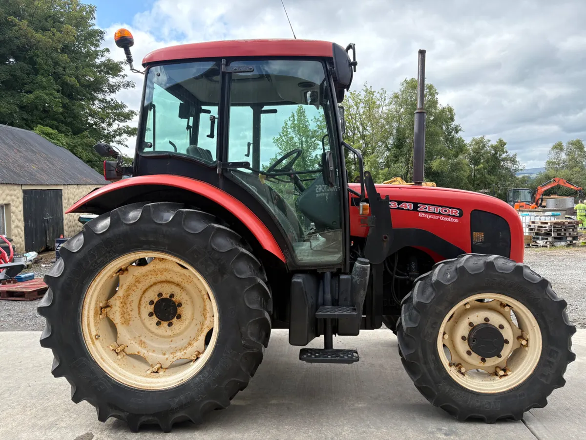 2003 ZETOR 7341 Only 3200hrs - Image 3