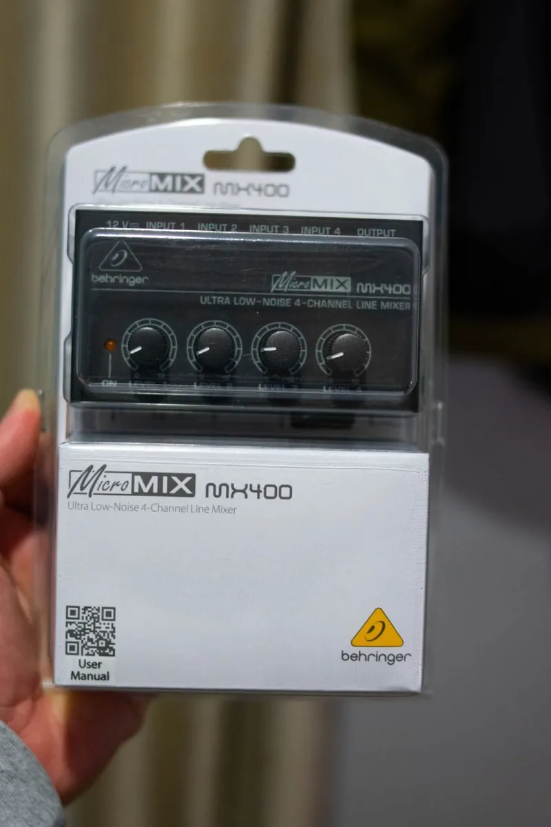 BEHRINGER MX400 - Image 2
