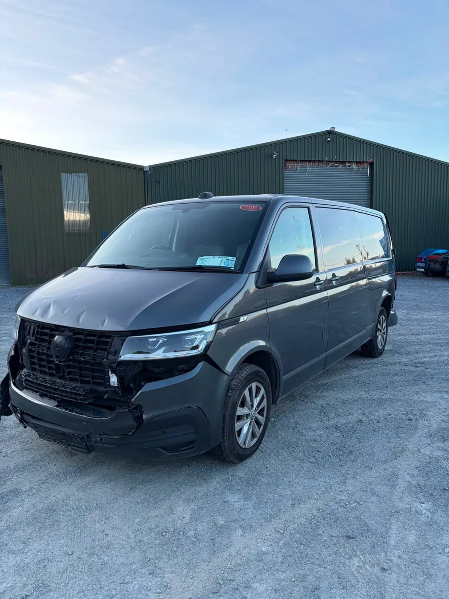 2023 Volkswagen transporter 2.0 diesel Automatic - Image 2