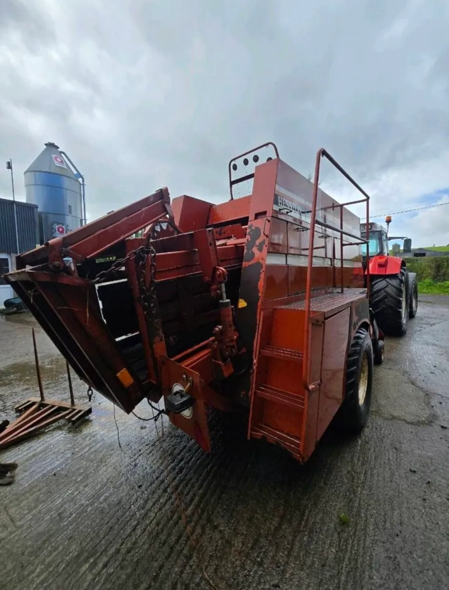 Hesston 4700 - Image 4