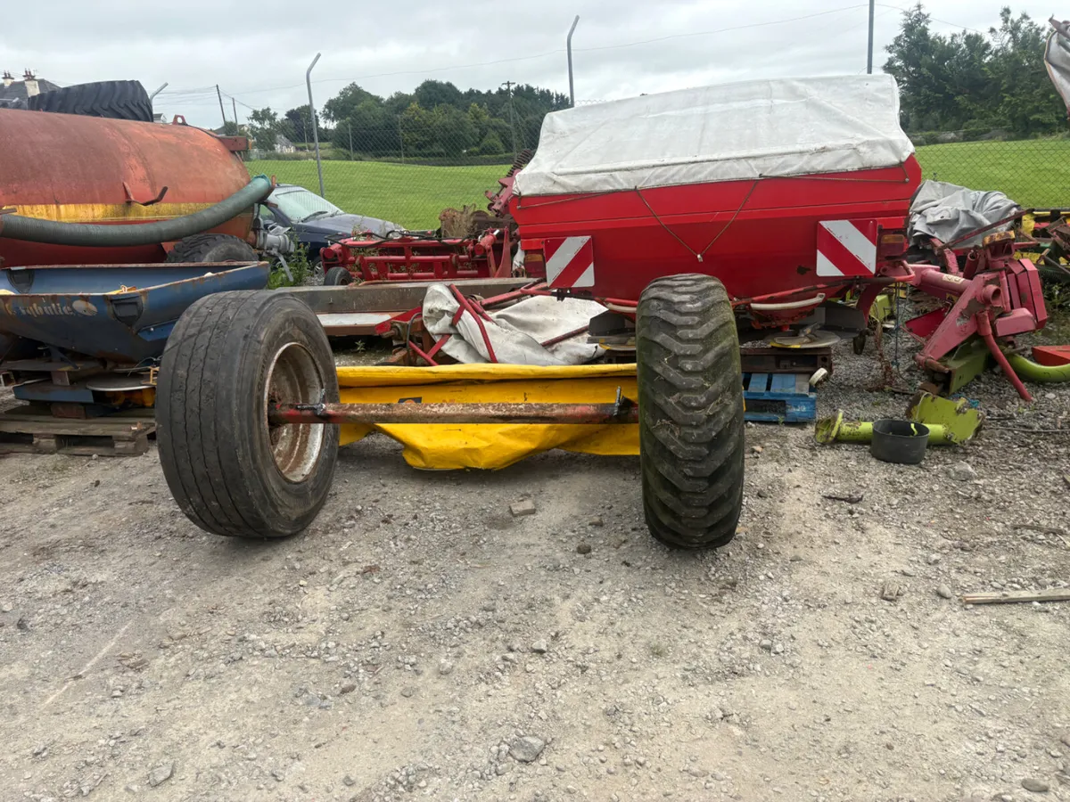 AXEL  AND WHEELS - Image 2