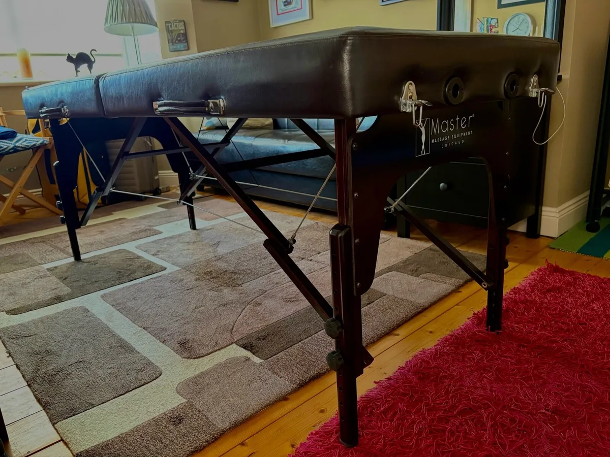 Massage Table - Image 4