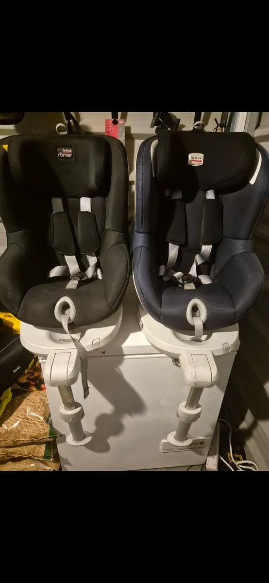 Car seats - Image 3