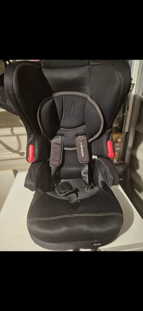 Car seats - Image 1