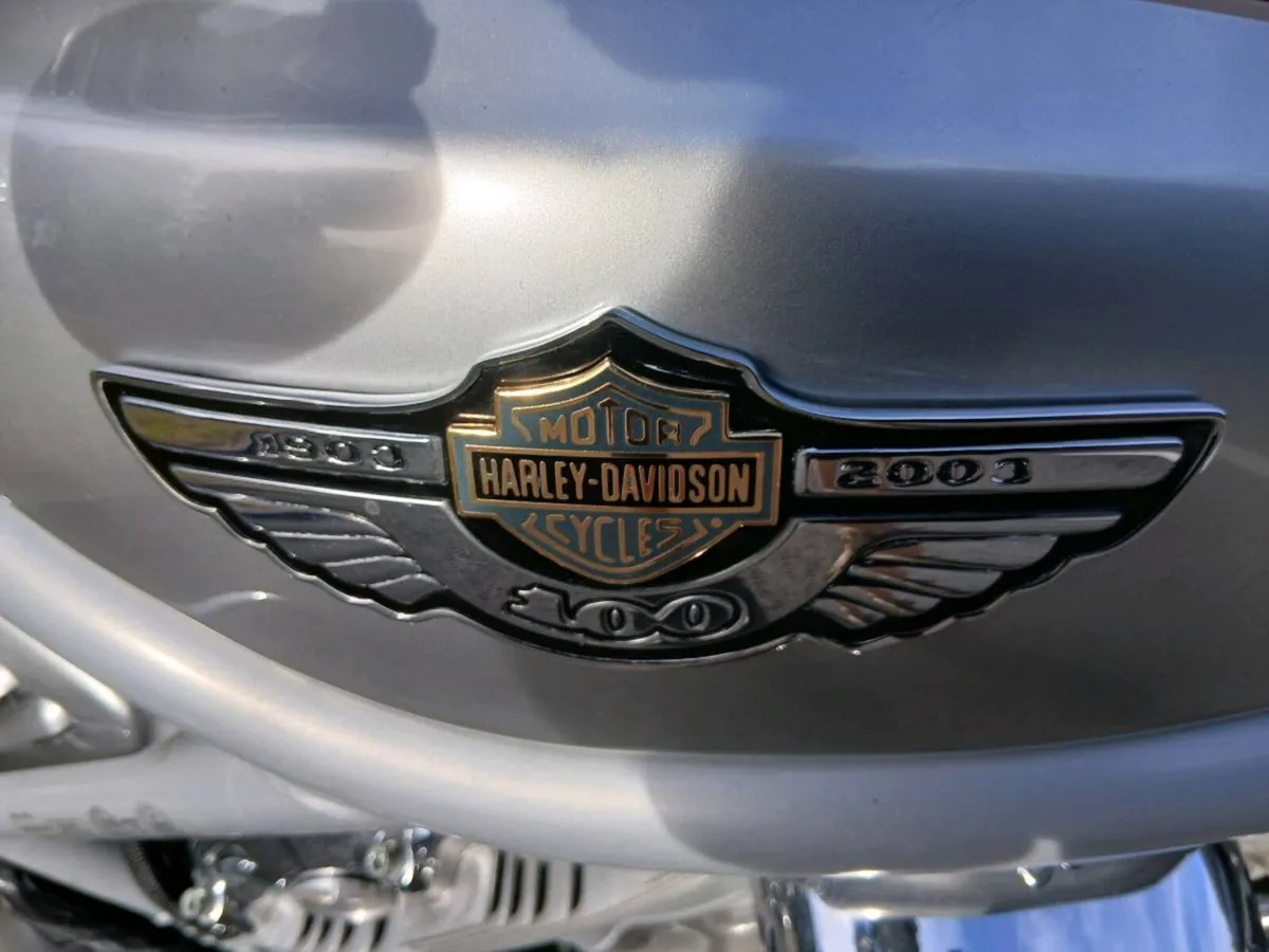 Motorbike - Image 3