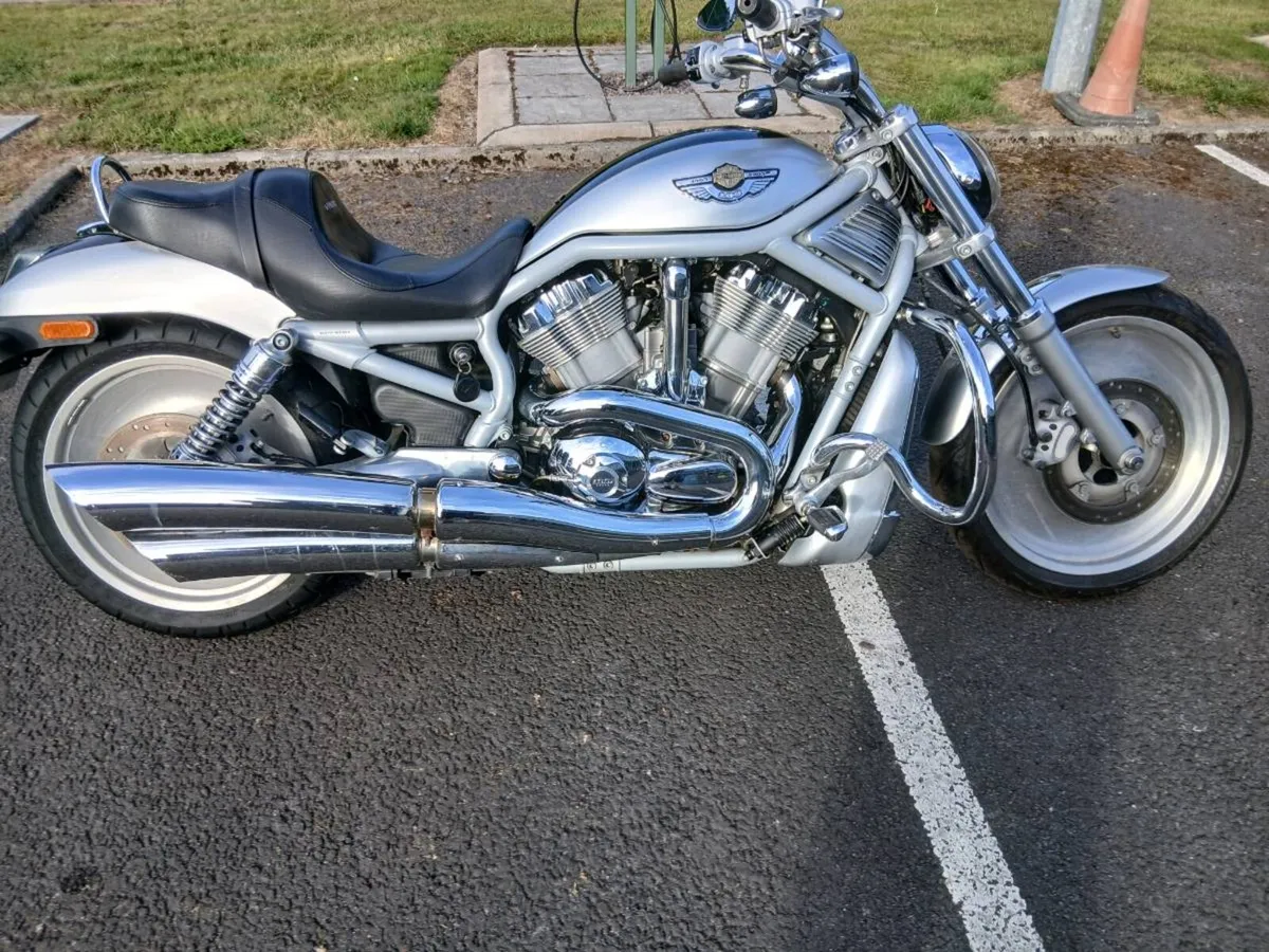 Motorbike - Image 4