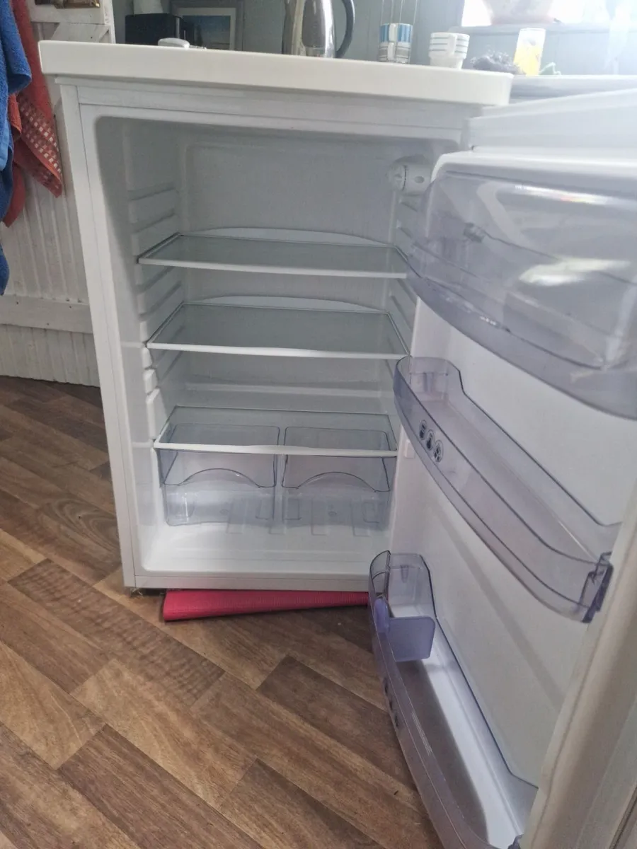 Whirlpool Fridge - Image 3