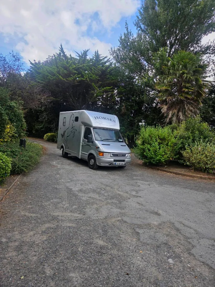3.5 iveco 2 horse van - Image 1