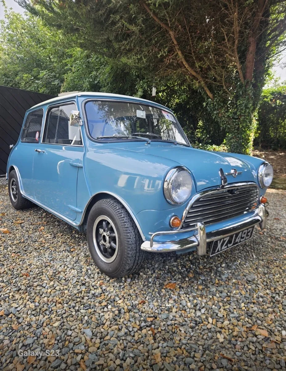 Vintage Austin mini Cooper Mk1 1967 - Image 1