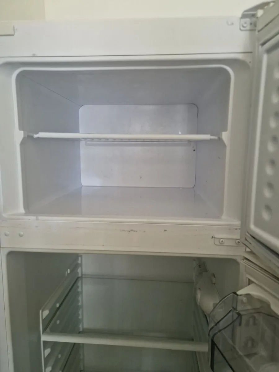 Whirlpool Fridge Freezer - Image 2