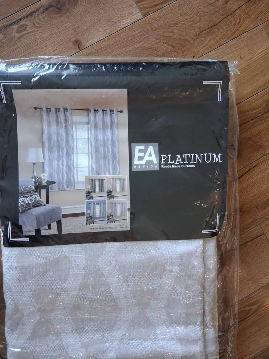 Curtains brand new 90by90 - Image 3