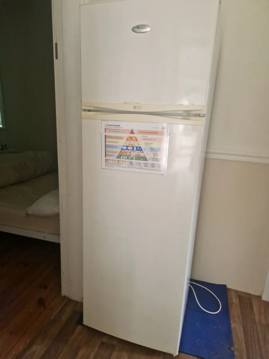 Whirlpool Fridge Freezer - Image 4