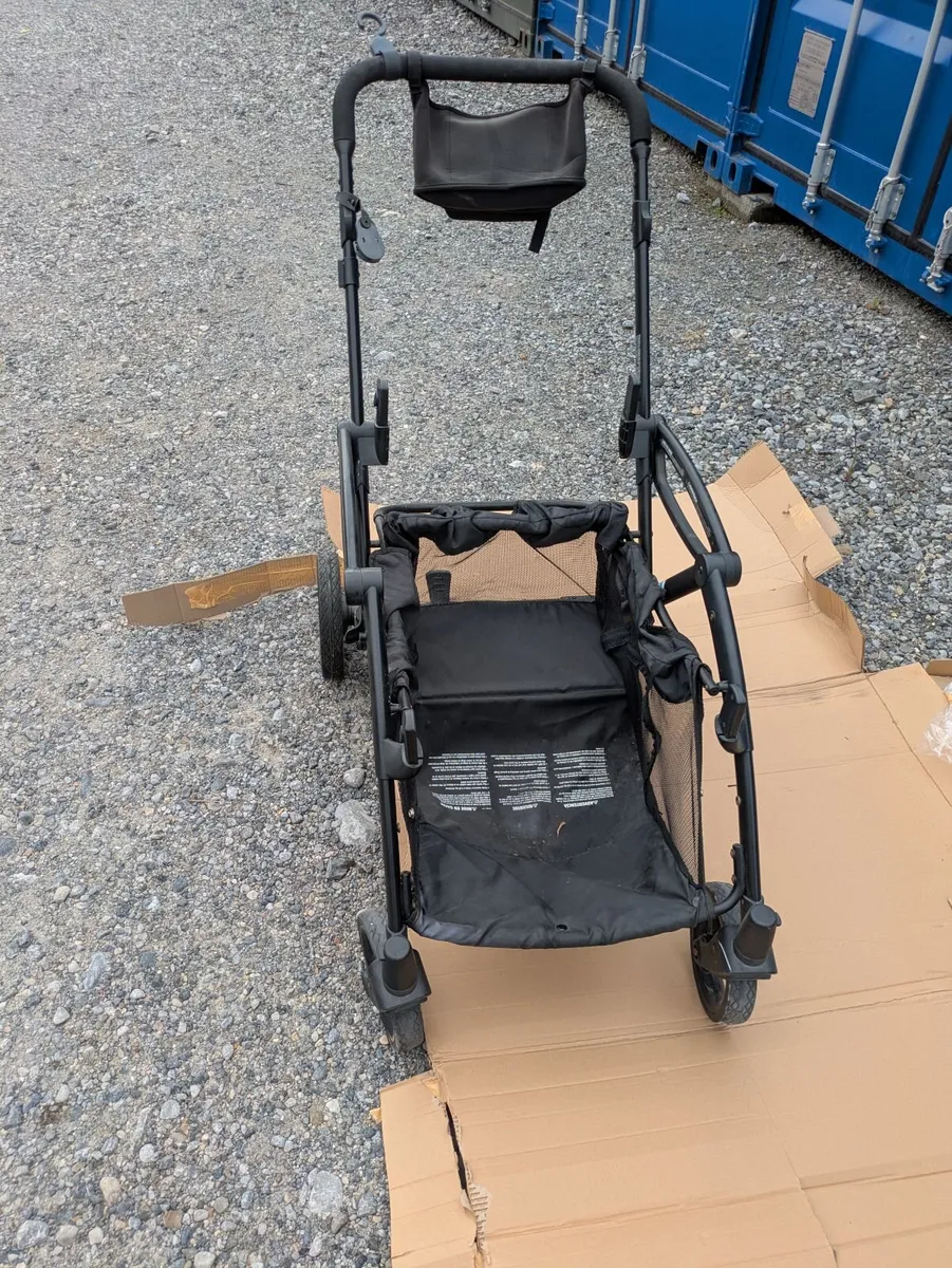 Baby buggy frame - Image 1