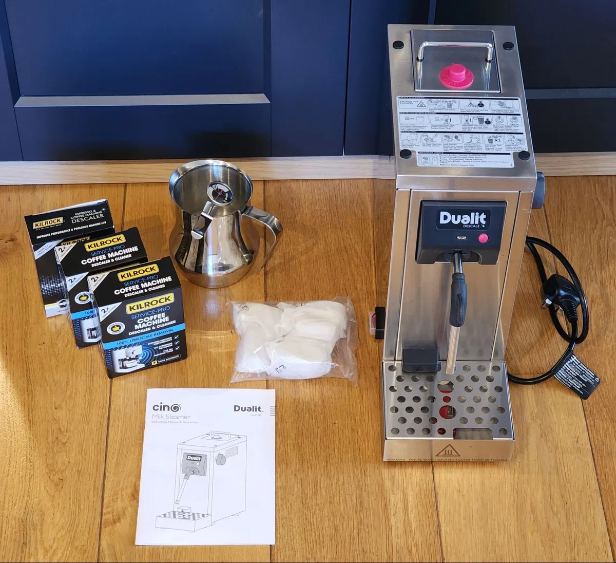 Milk Steamer + 6 filters + 6 descaling solutions - Image 1