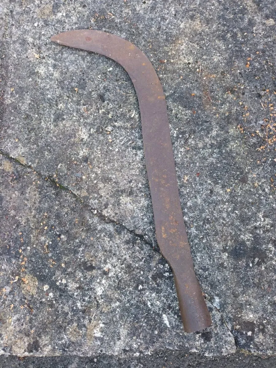 Antique Slash Hook