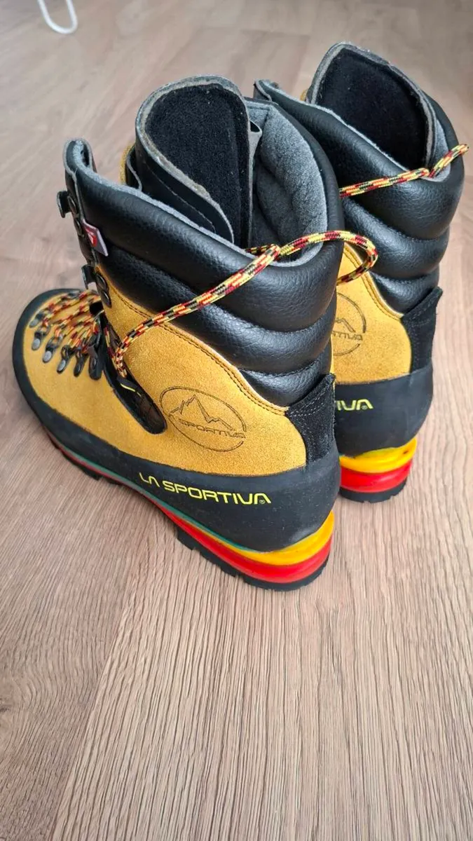 Boots La Sportiva like new 42/UK8 - Image 3