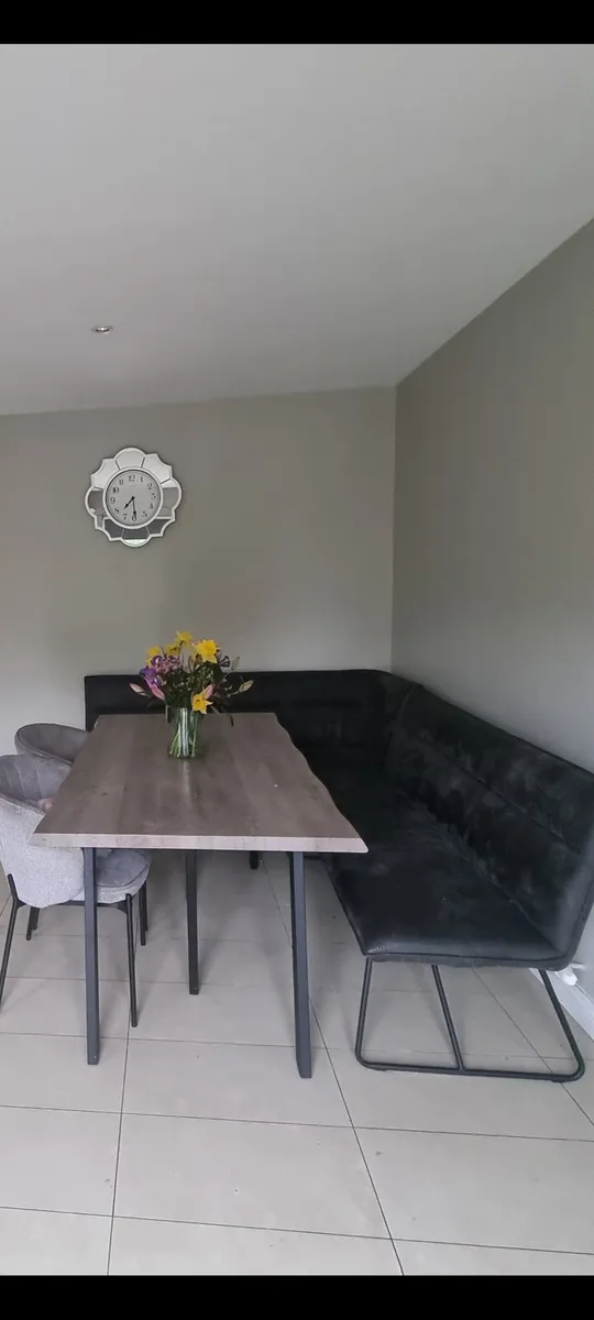 Kitchen bench - Image 2