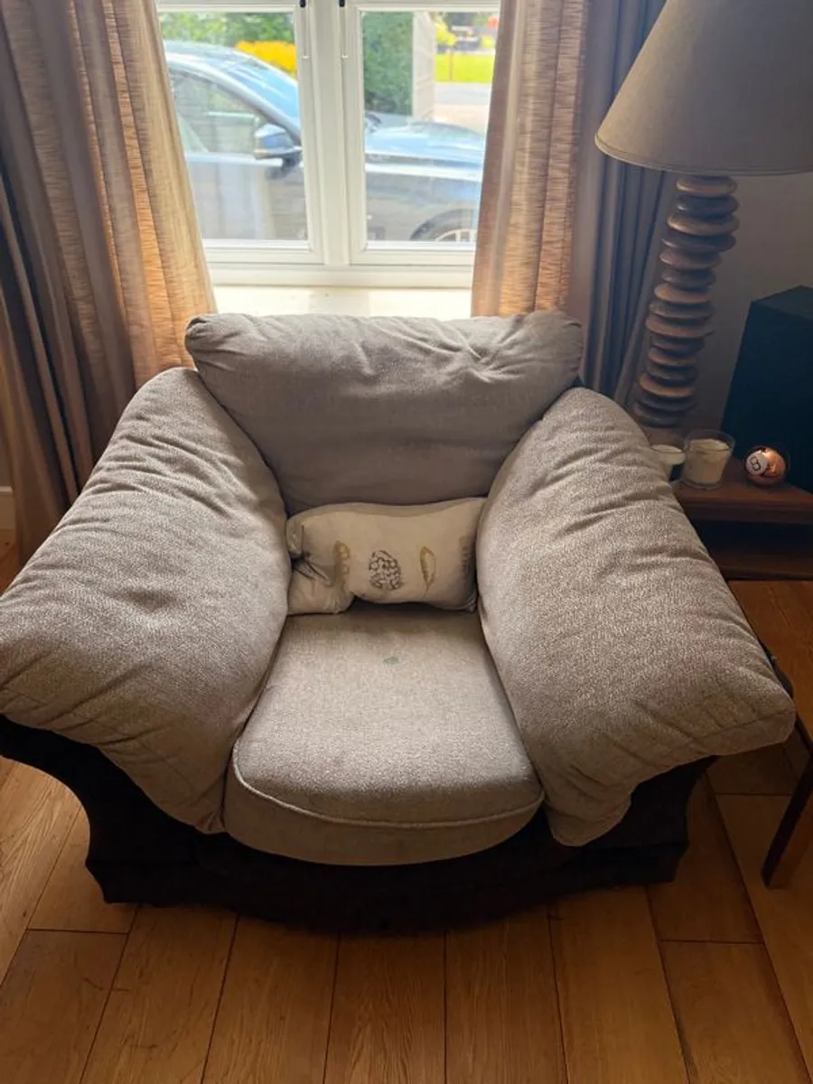 3-2-1 sofa - Image 4
