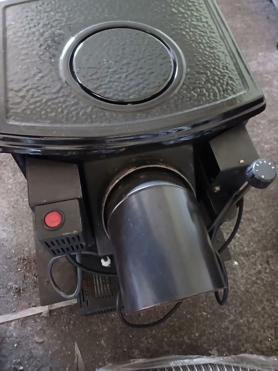 Black Enamel Stanley Oisin 5 kw oil stove - Image 4